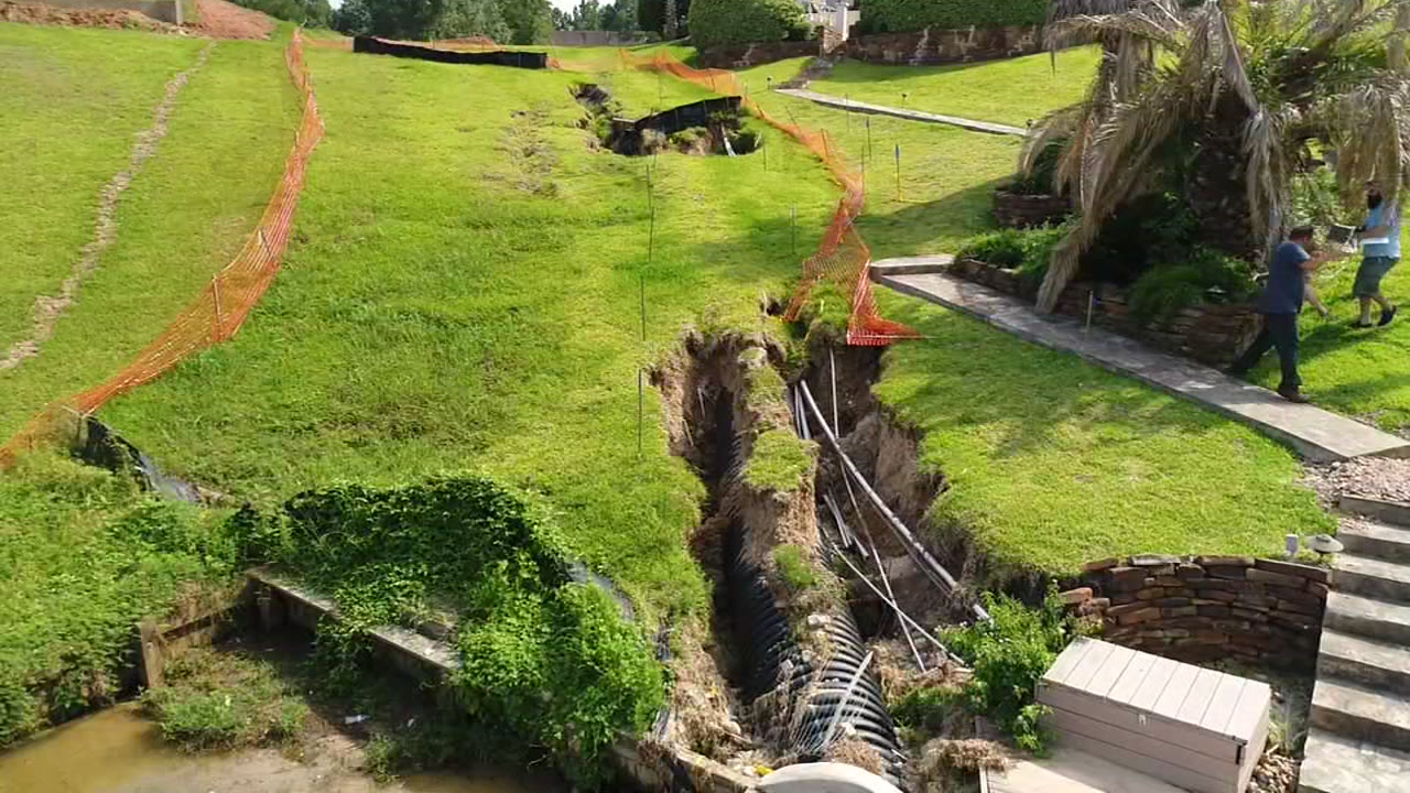 Lake Conroe homeowner says HOA caused huge sinkhole